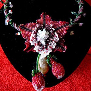 Украшения из бисера